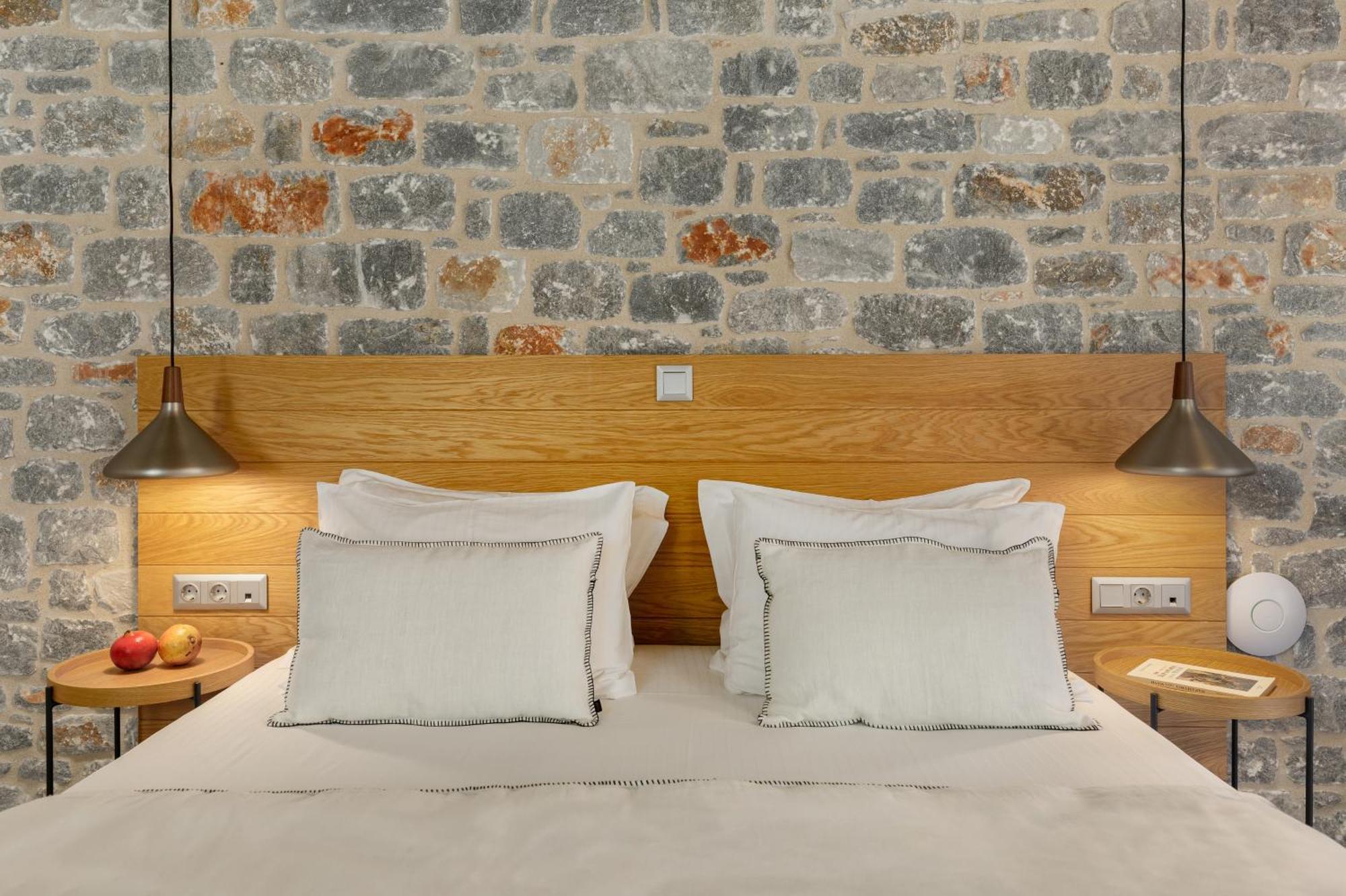 Trapela Limeni Luxury Suites Habitación foto
